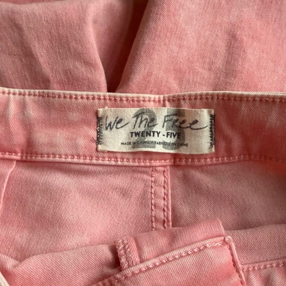 We the Free size 25 bell bottom jeans - Picture 3 of 5